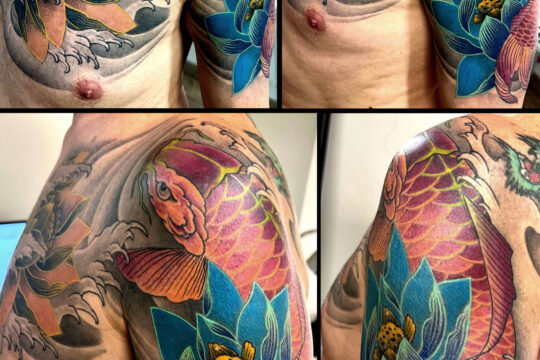Tatouage japonais de vague et de carpe koi