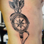 Tatouage de boussole