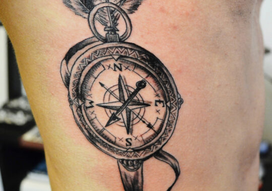 Tatouage de boussole