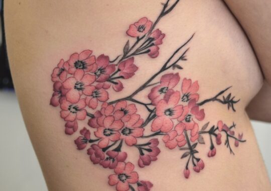 Tatouage fleurs de cerisier