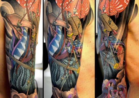 Tatouage japonais de samourai réalisé par un tatoueur à Aix-en-Provence
