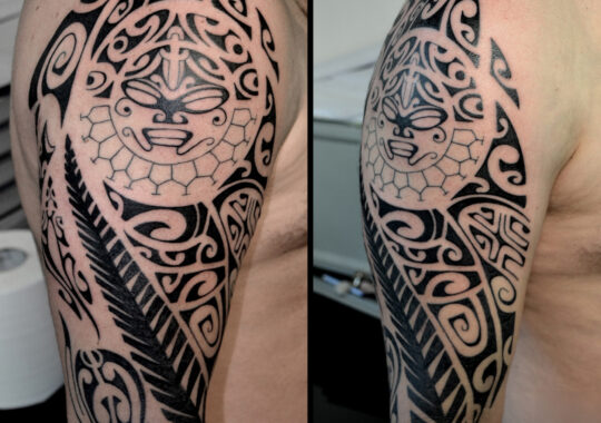 Tatouage maori polynésien de tikki réalisé par un tatoueur à Aix-en-Provence